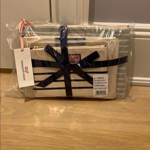 Vineyard vines cosmetic set 3 pack